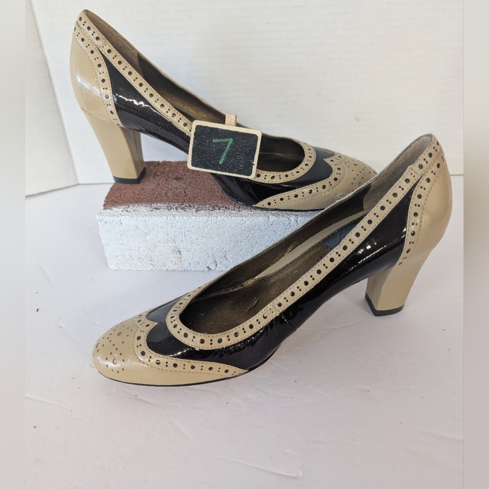 Shoes  Beige and Black Spectator Women's Heels Size 7